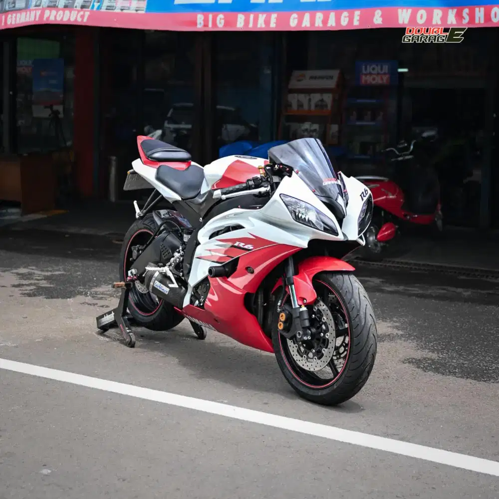 YAMAHA R6 PUTIH 2014 LIKE NEW