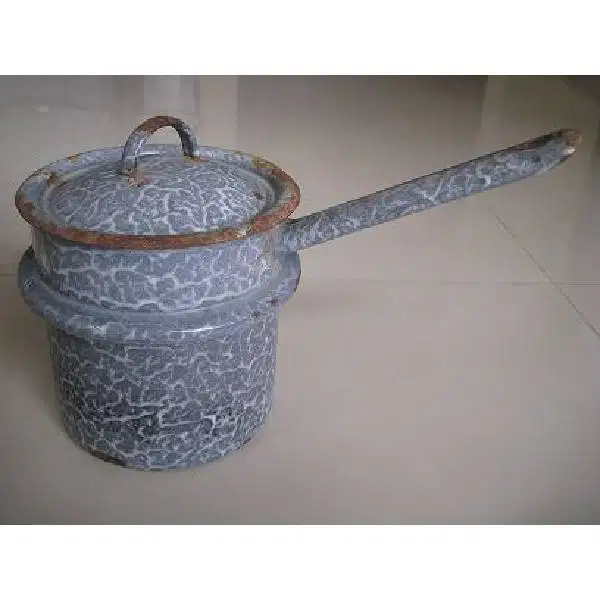 Pan enamel / emaille berwarna Blorik zaman dulu