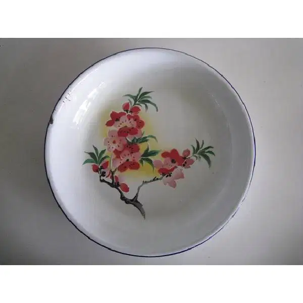 Vintage baki / nampan terbuat dari enamel