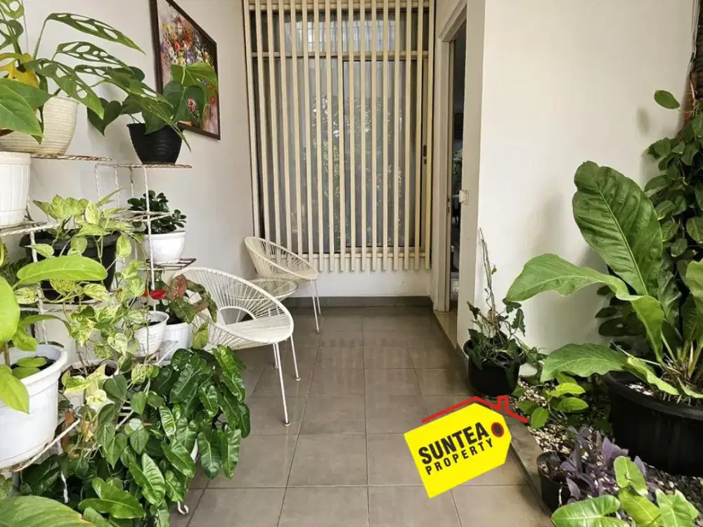 Disewakan Rumah 2 Lantai Bagus Lokasi Strategis Siap Huni Kebayoran Terrace Bintaro (IM)