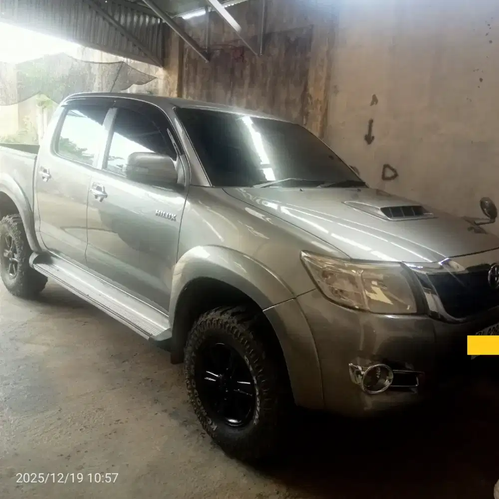 Mobil Hilux vigo