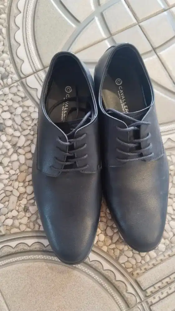 Sepatu C4V4LERO make you perfect