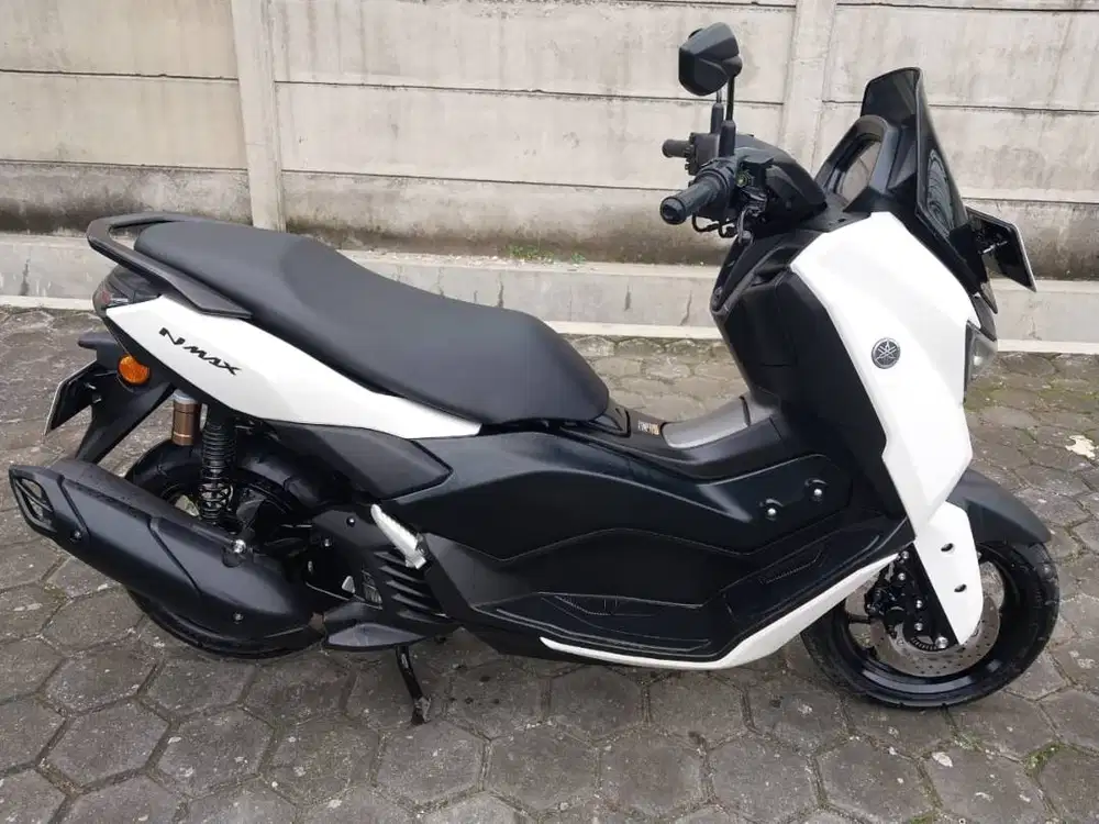 NMAX NEO S KEYLESS PUTIH BULAN 5 TAHUN 2025