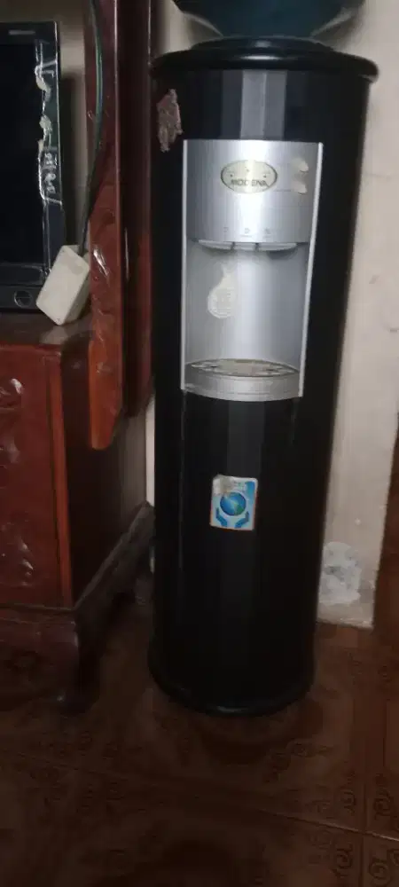 Jual beli barang benar AC kulkas tv