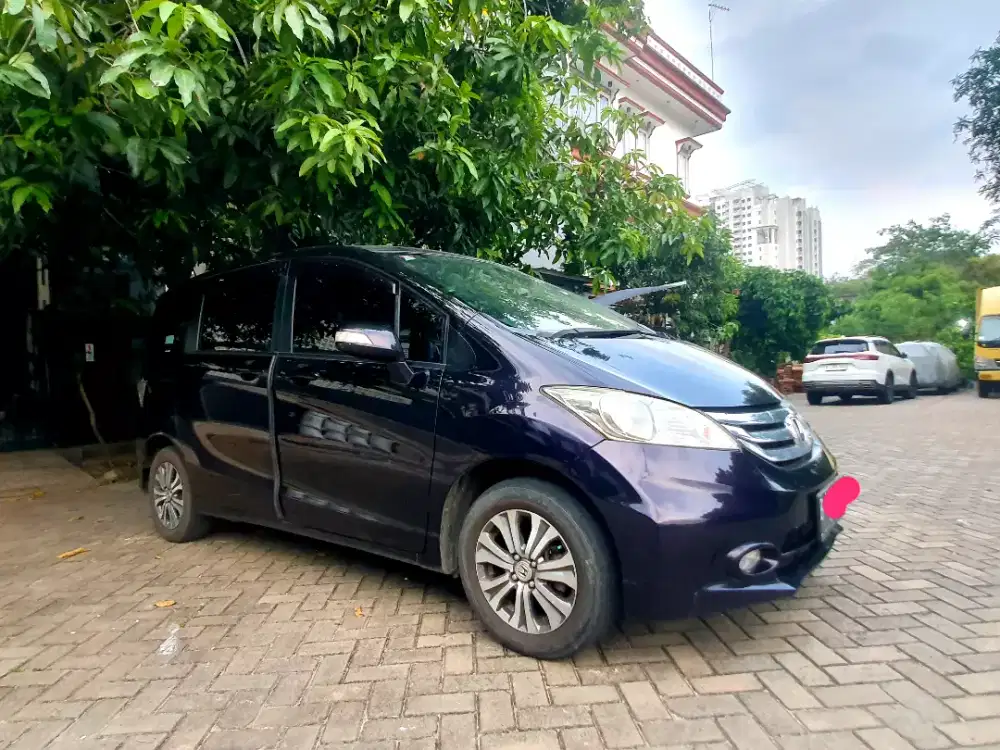 2014 Freed PSD Facelift Mulus Segar