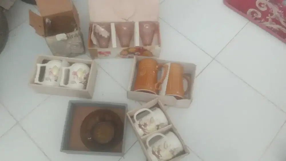 Jual barang gelas dn piring