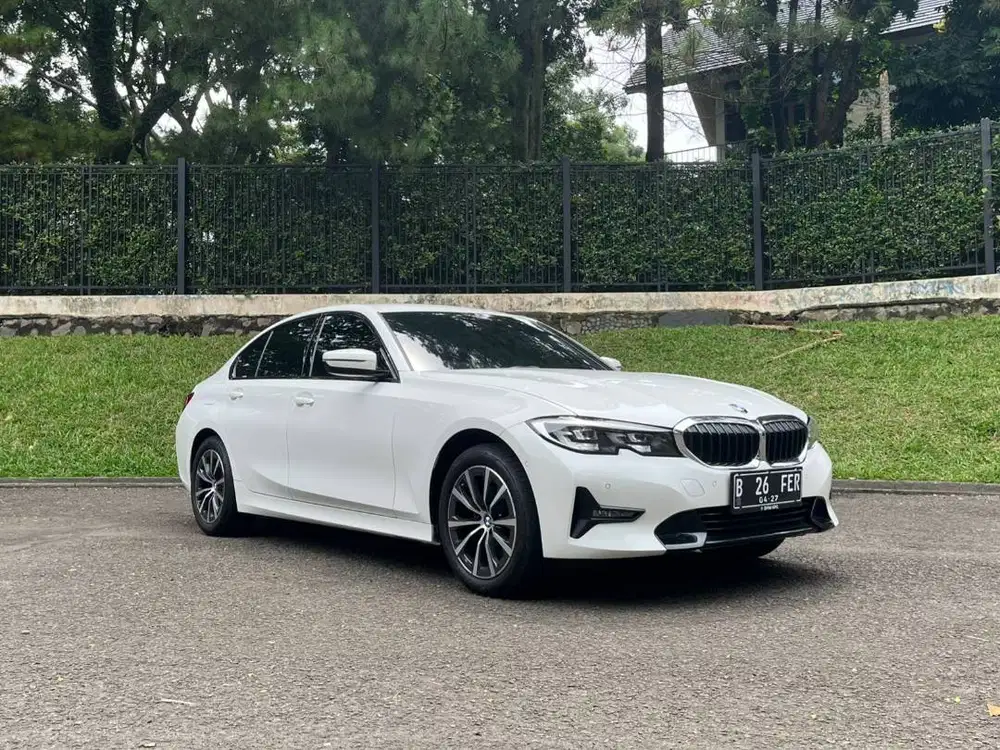Bmw 320i Sport Dynamic 2022.