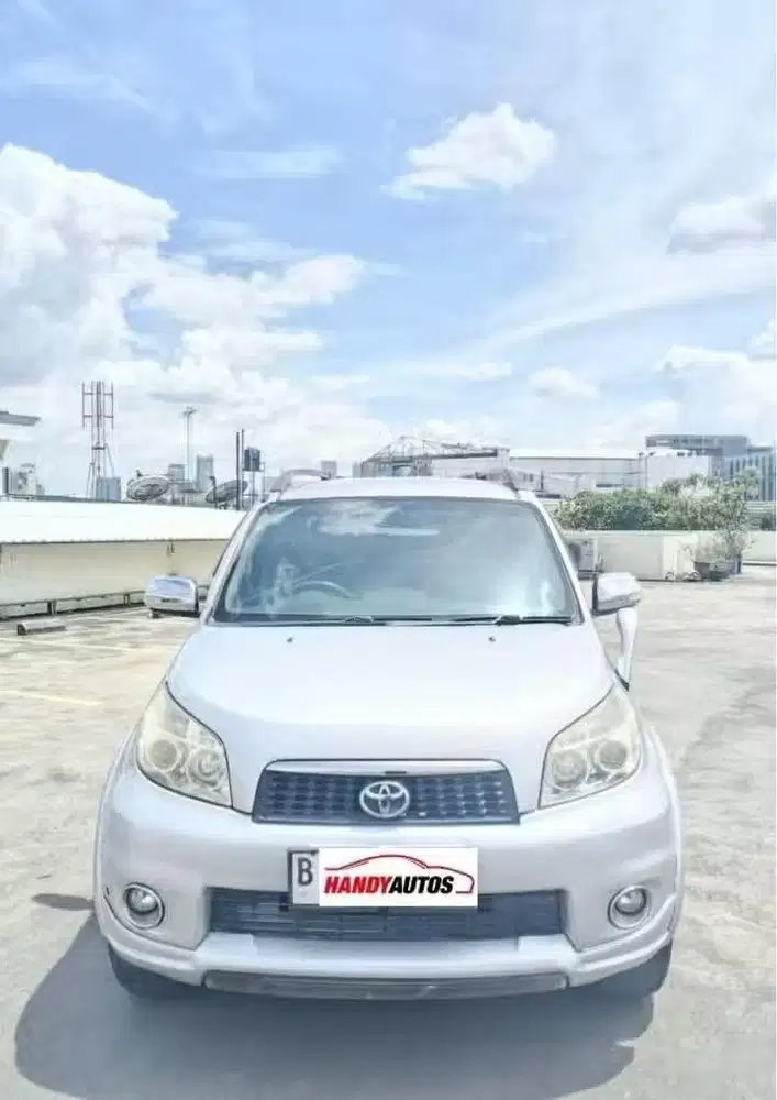 Toyota Rush S TRD Tahun 2013 Automatic Silver Metalik