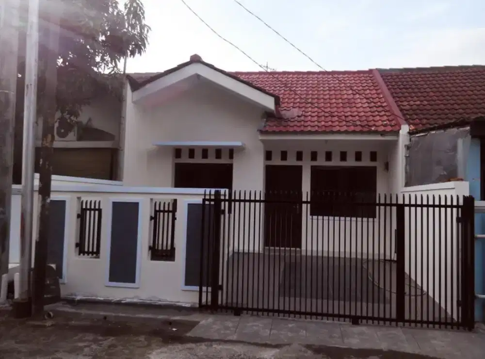 Dikontrakan Tahunan Rumah di Dukuh Zamrud