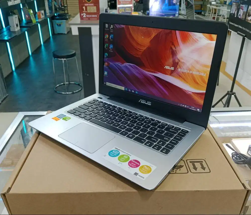 asus A456U Core i5 7200u Ram 4gb ssd 128 gb 2gb Vga nvidia