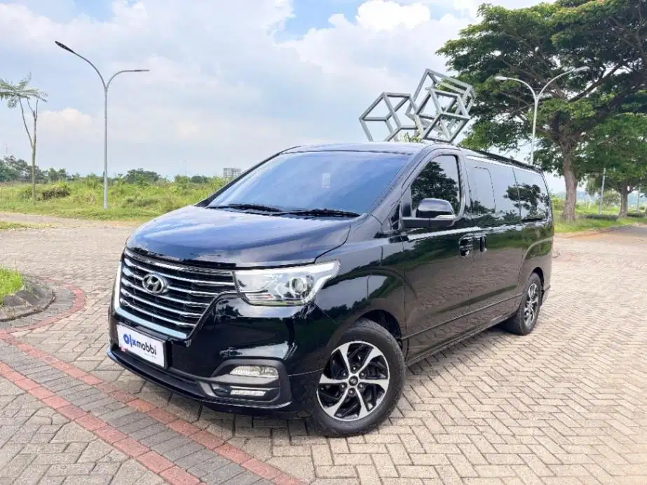 Hyundai H-1 2.4 Royale Bensin OTOMATIS 2018 NSB