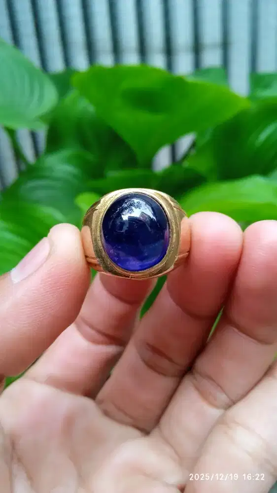 BLUE SAFIR NATURAL ROYAL BLUE