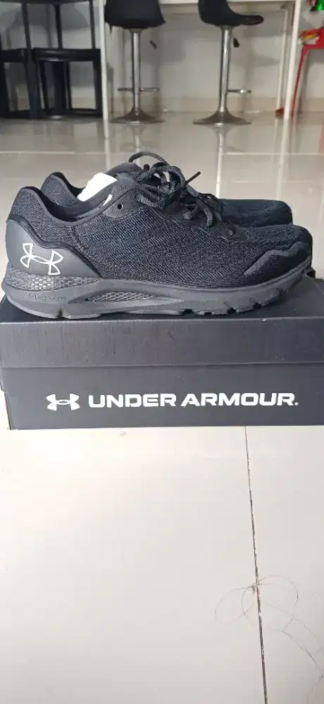 Under Armour HOVR Sonic 6