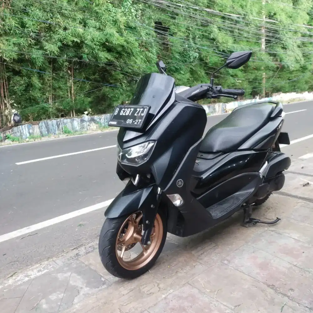 Yamaha Nmax New Keyles 2022 Orisinil Bagus lengkap Mesin Cakep