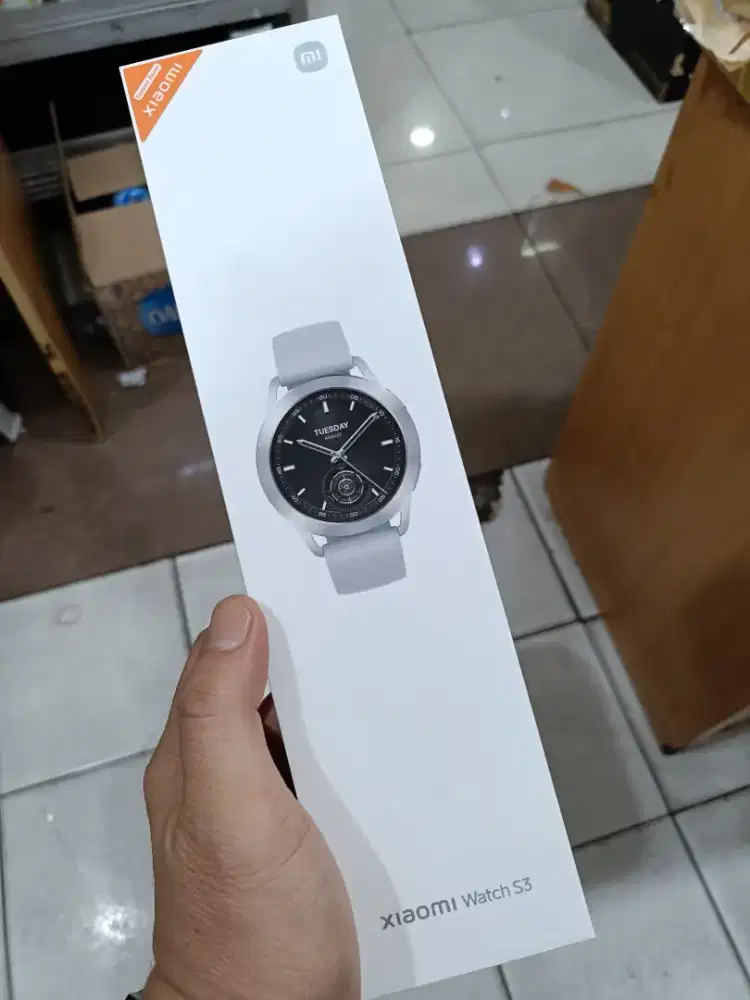 Xiaomi Watch S3 kondisi new baru segel original garansi resmi
