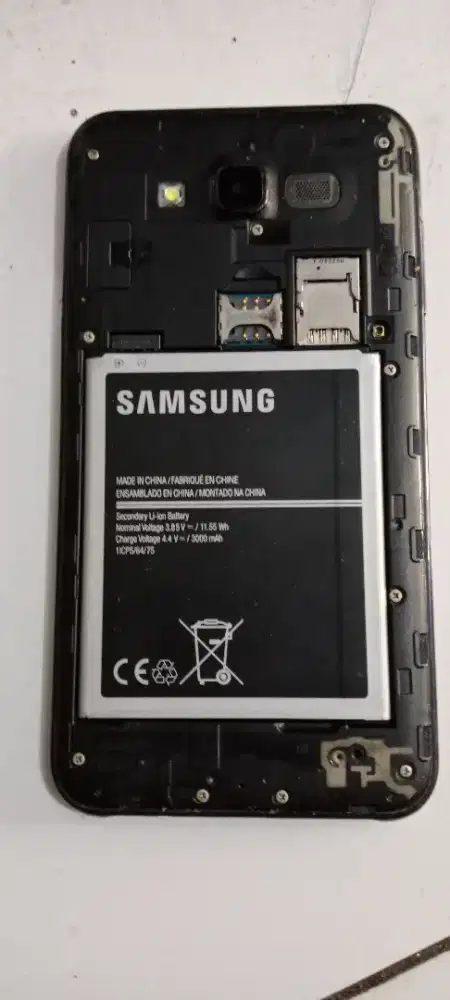 Hp samsung J2 minusan