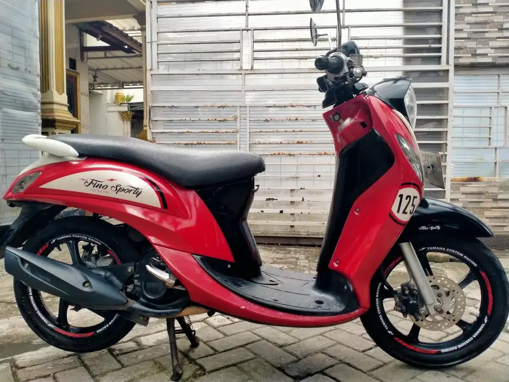 Yamaha Fino injeksi lengkap motor sehat keterangan detail dibawah