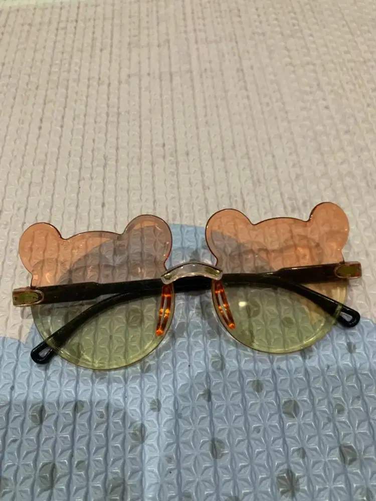 Hello kitty glasses