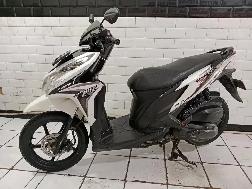 Dijual cepat vario kzr 2014 surat lengkap