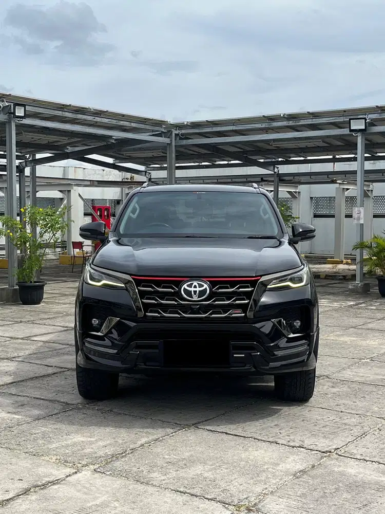 [TDP 25JT] Toyota Fortuner TRD 2.4 AT disel 4x2