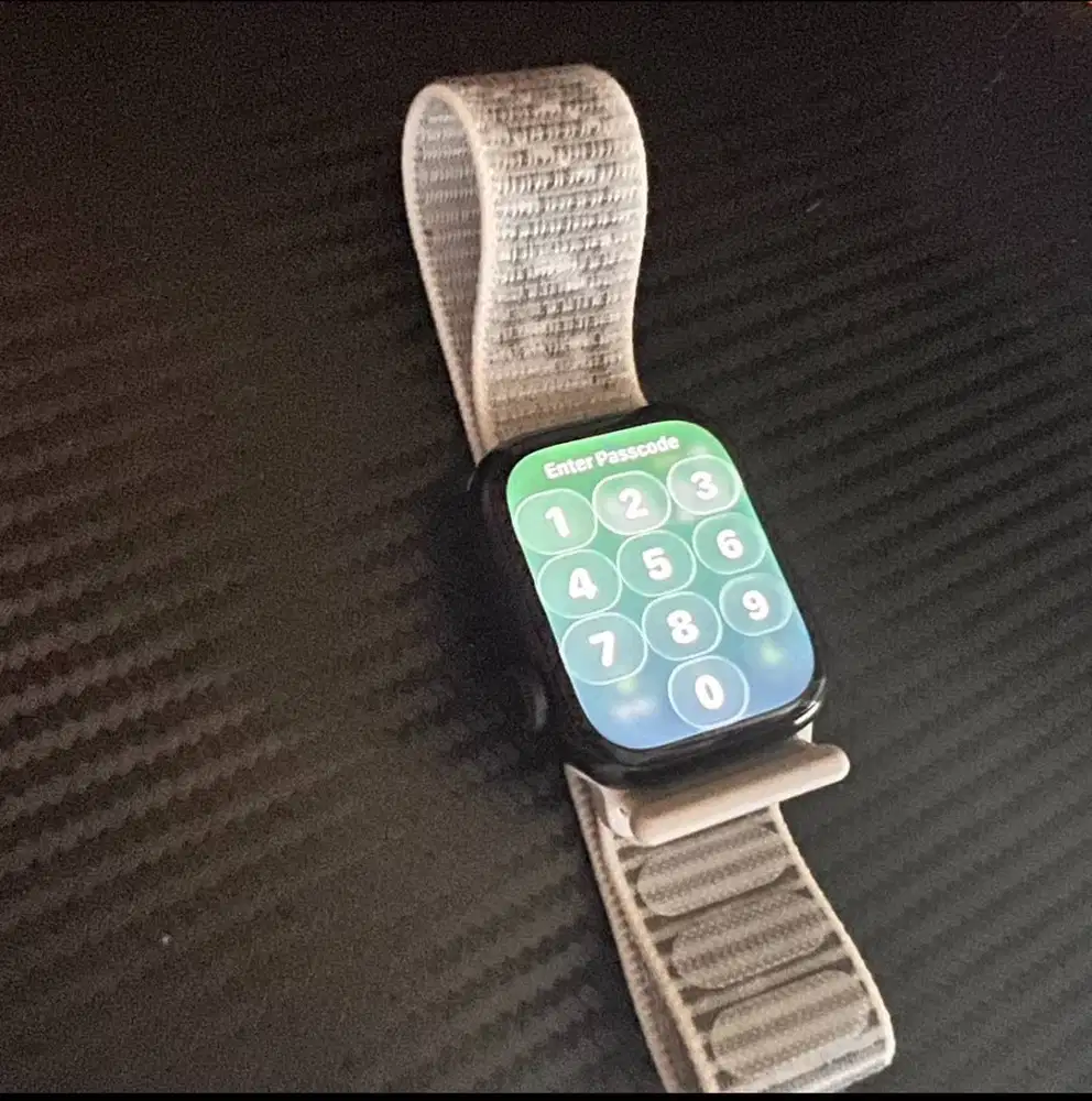 Apple watch Series 8 2022 41mm LTE Cellular Midnight Aluminum iwatch