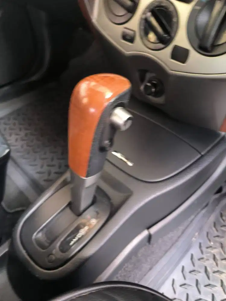 Nissan Grand Livina XV Ultimate AT