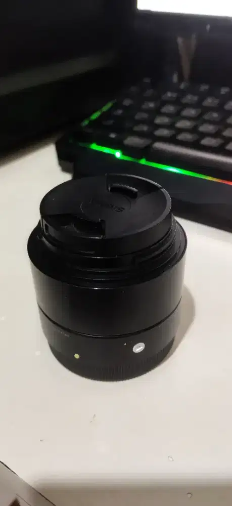 Lensa Sigma 19mm f2.8 for sony e mount