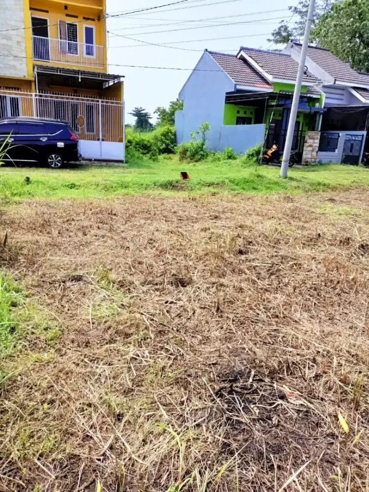 DIJUAL TANAH KOSONG SHM