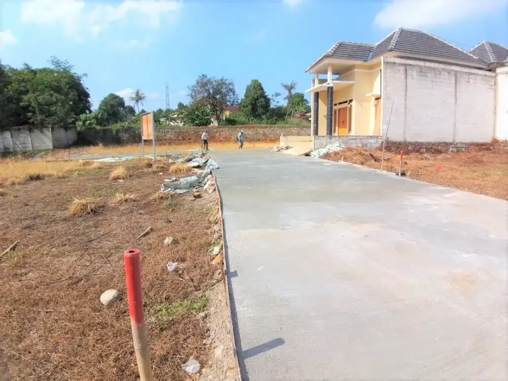 Dijual Kvaling Tepi Aspal, Dekat Alun-Alun Edu Forest Setu