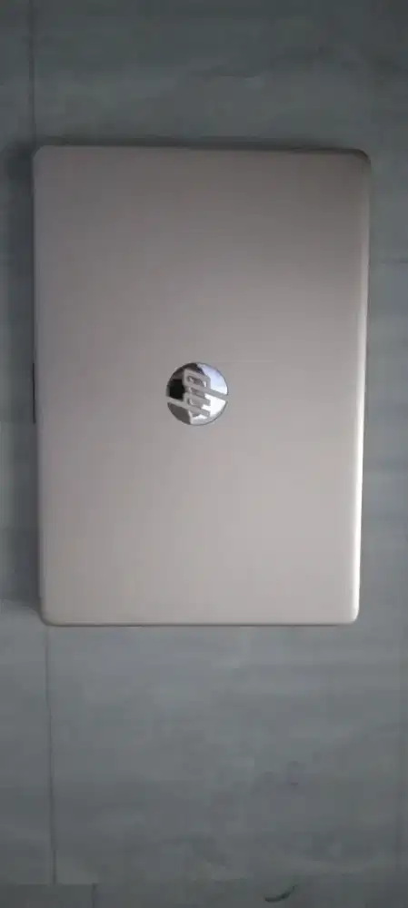 Laptop HP Ram 4 gb dan hardisk 1000gb