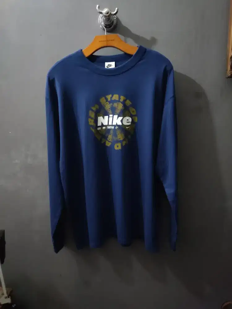 Kaos Nike original Longsleeve size XL preloved