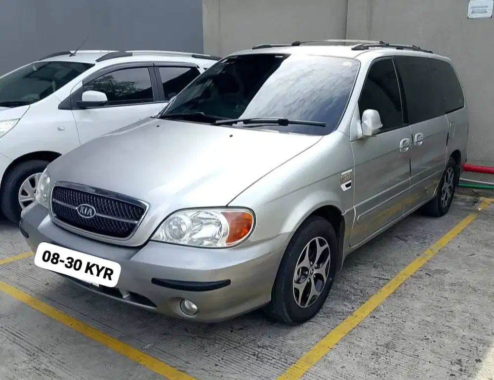 Kia Sedona 2004 Bensin