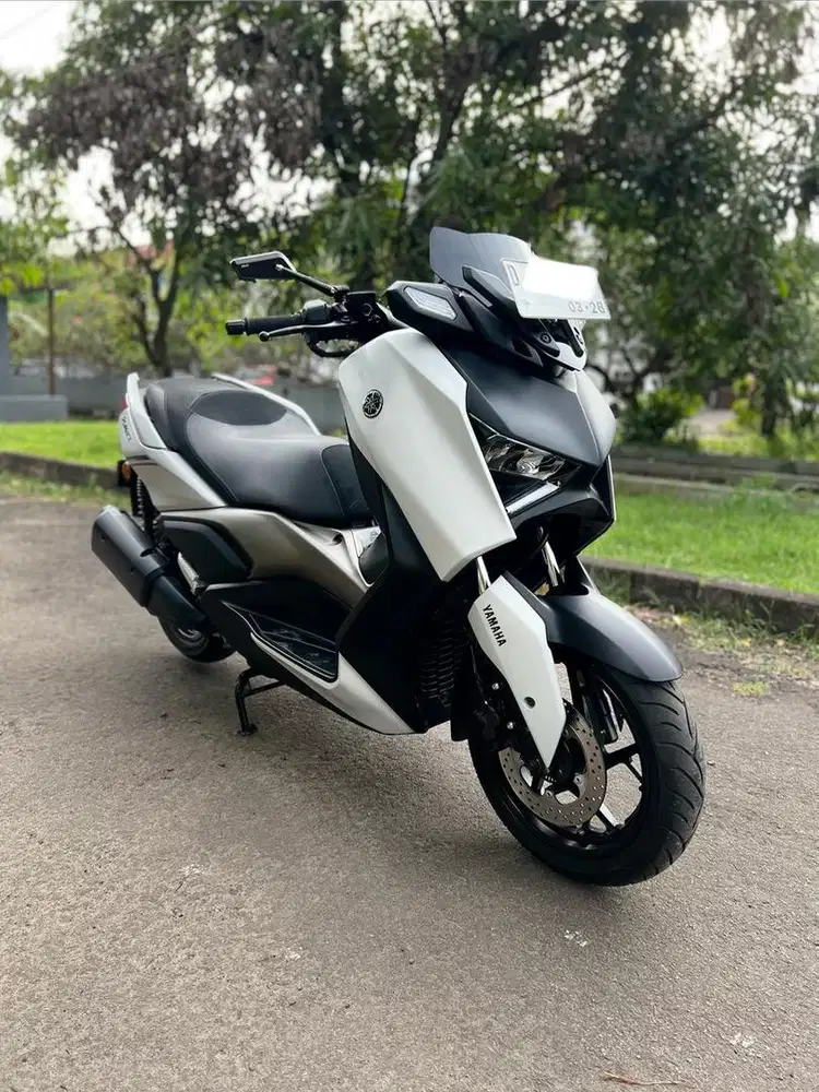 Yamaha Xmax 250 Connected