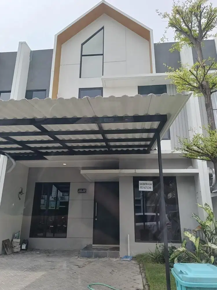 Disewakan rumah eastern park