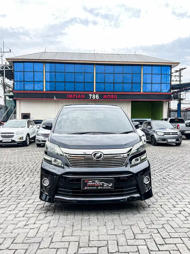 Vellfire ZG A/T Hitam 2014(Tipe Tertinggi)