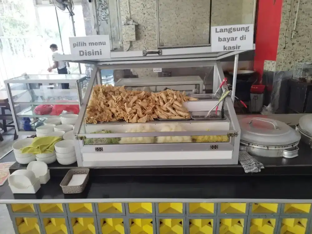 Butuh  pegawai di bakso