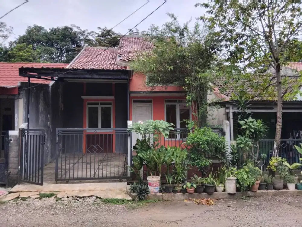Rumah sudah renov + murah + dekat 2 stasiun KRL CIlebut-Bojong Gede