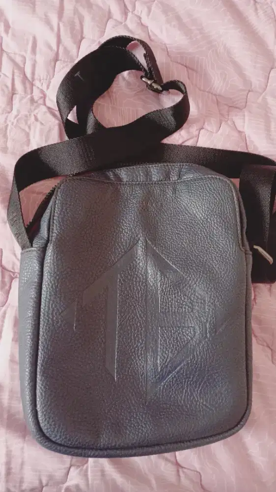 Preloved tas cowok ted beker