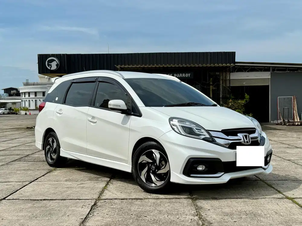 HONDA MOBILIO RS AT 2015 Bensin