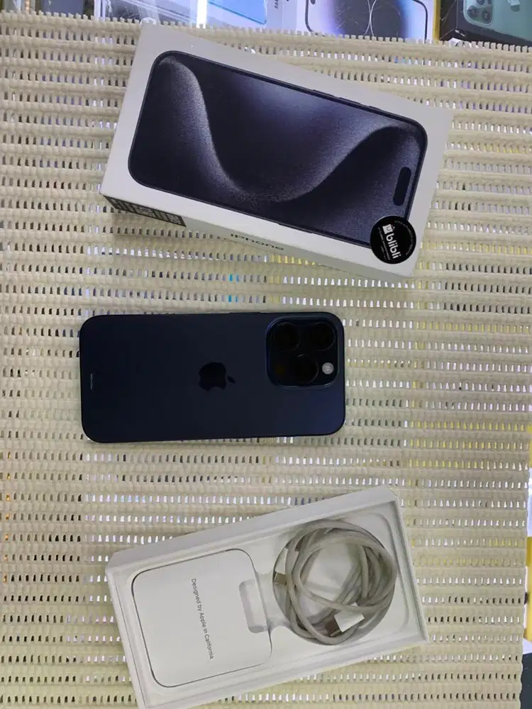 Iphone 15 Pro 512GB Ex Resmi Bli Bli (Full Original)