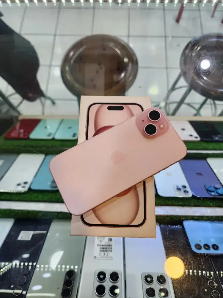 Iphone 15 128gb pink bh 100 likenew