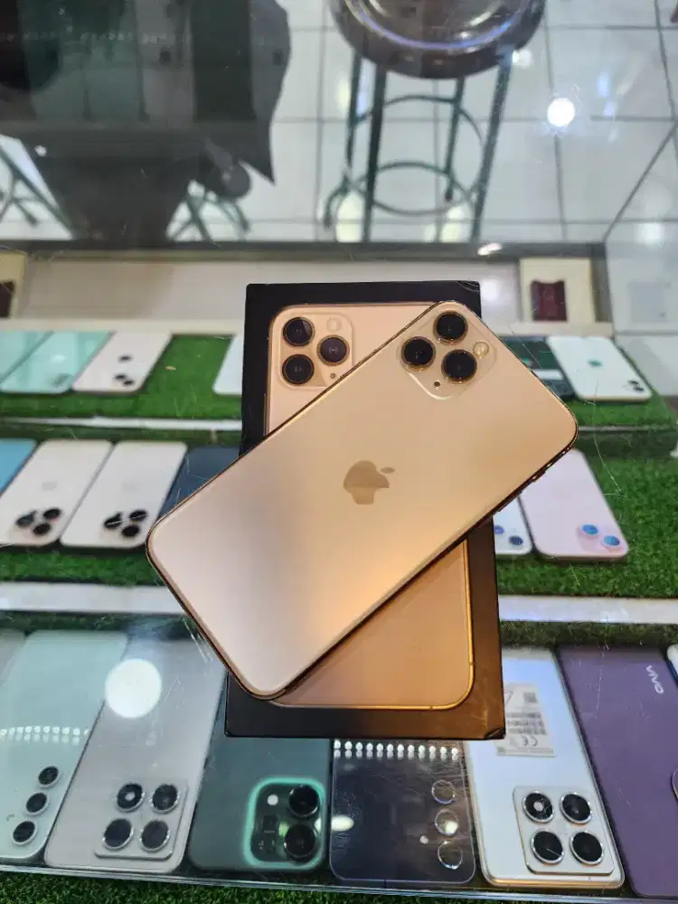 Iphone 11 pro 256gb resmi ibox mulus istimewa