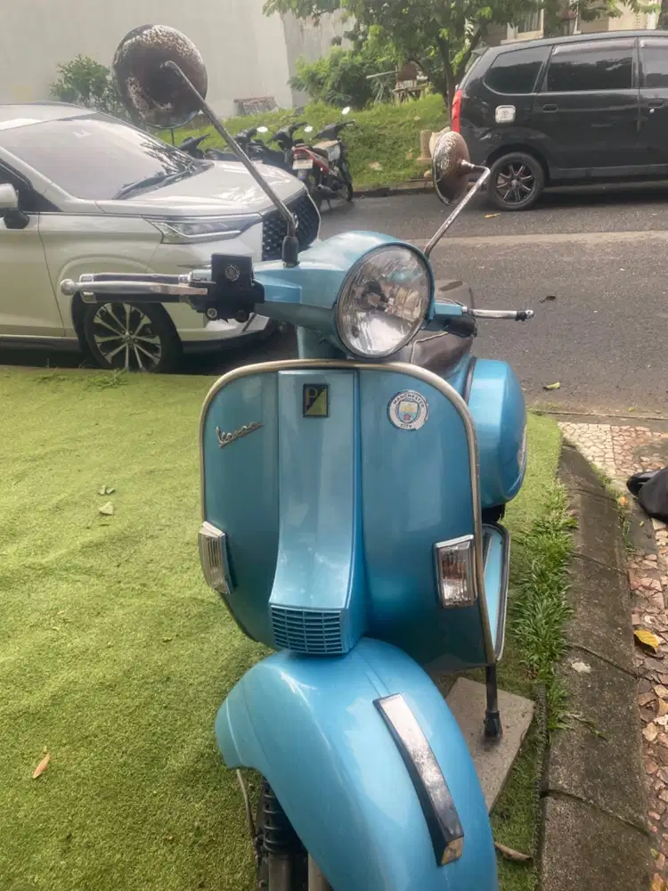 Vespa Exclusive 2000 , model anniversary 70th