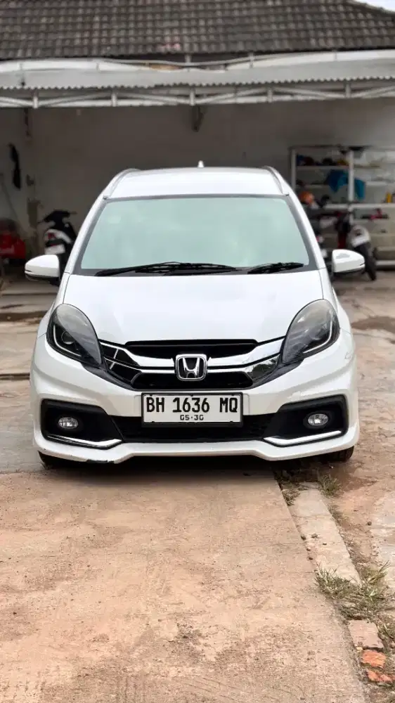 HONDA MOBILIO RS CVT 2016