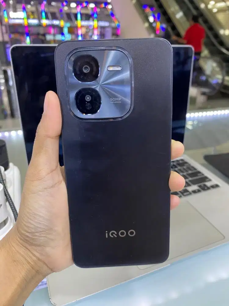 IQOO Z9X 5G 8/256 fullset second