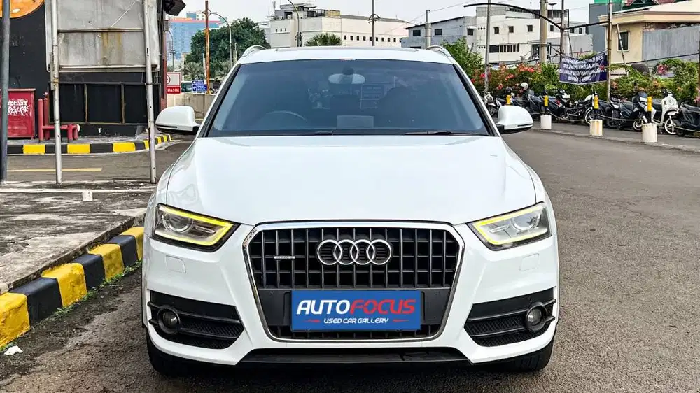Tangan pertama _ Audi Q3 2.0 TFSi AT nik 2012 putih MaTIC
