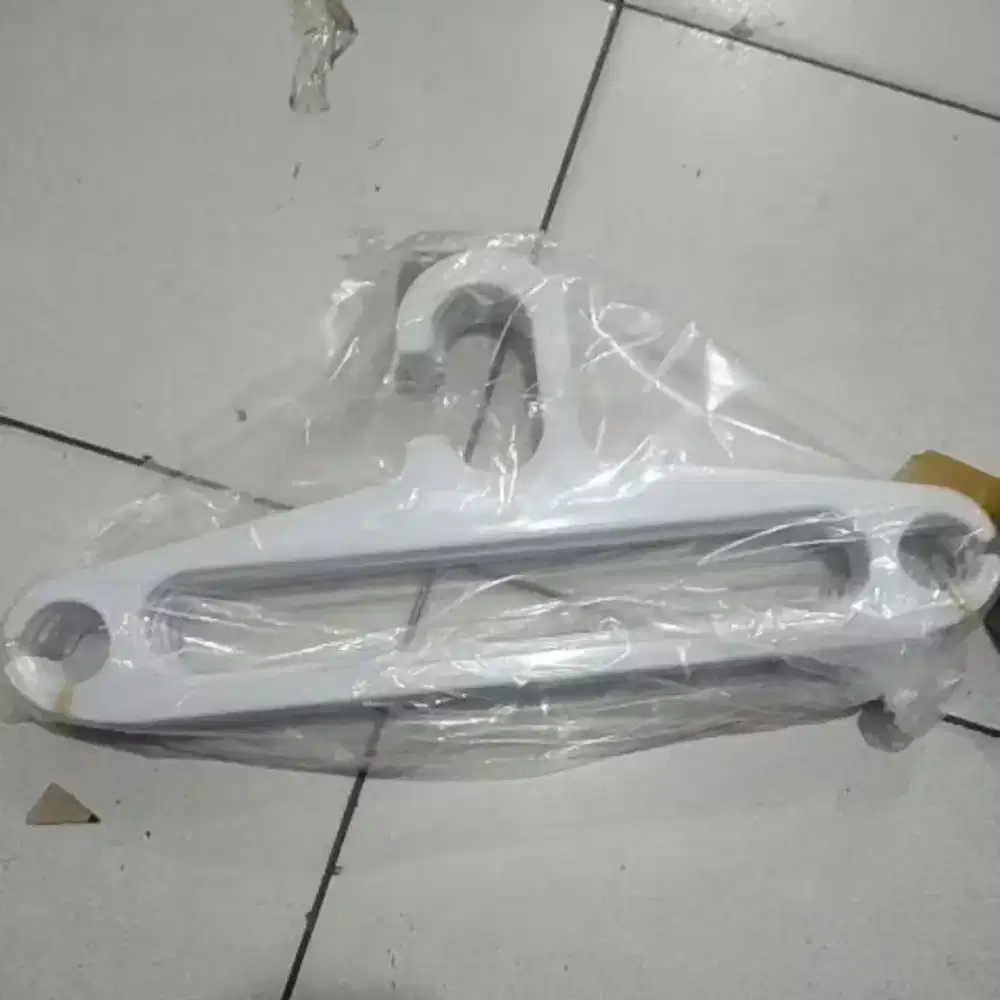 Gantungan baju/hanger baju bekas toko baju