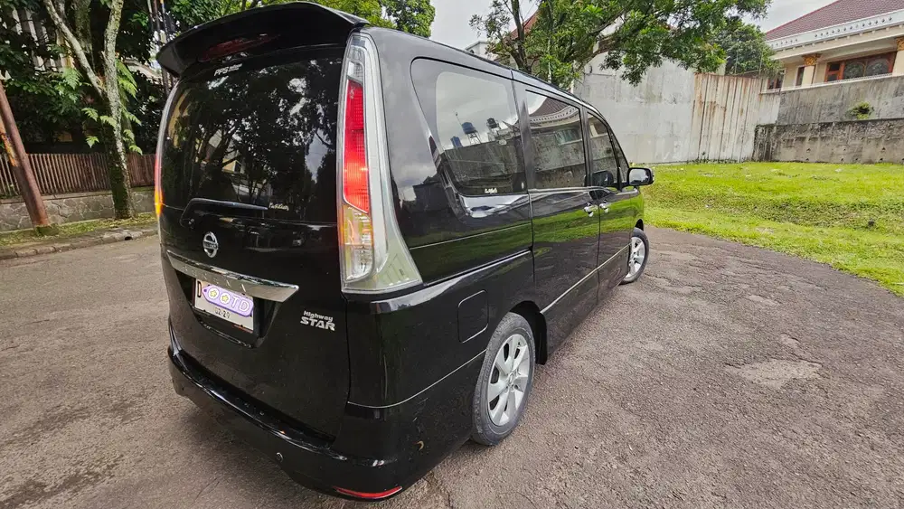 Nissan Serena 2013 Bensin