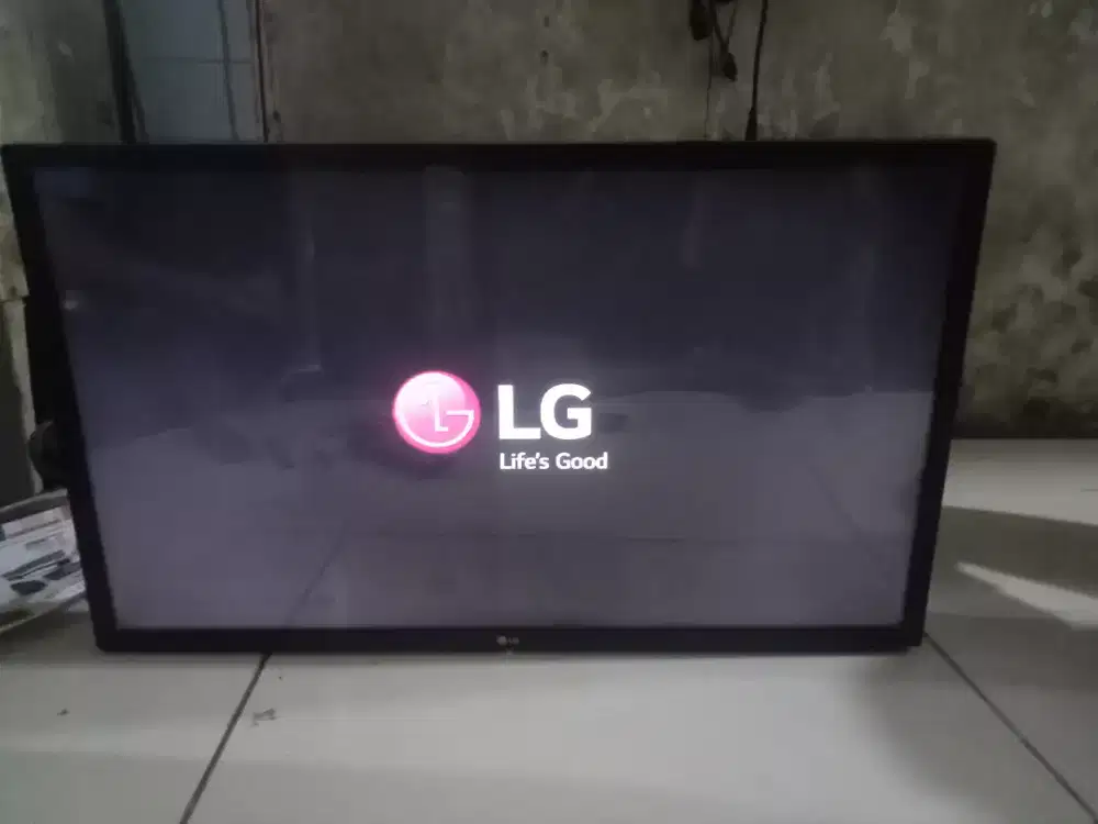 Tv led 43in merk lg normal digital
