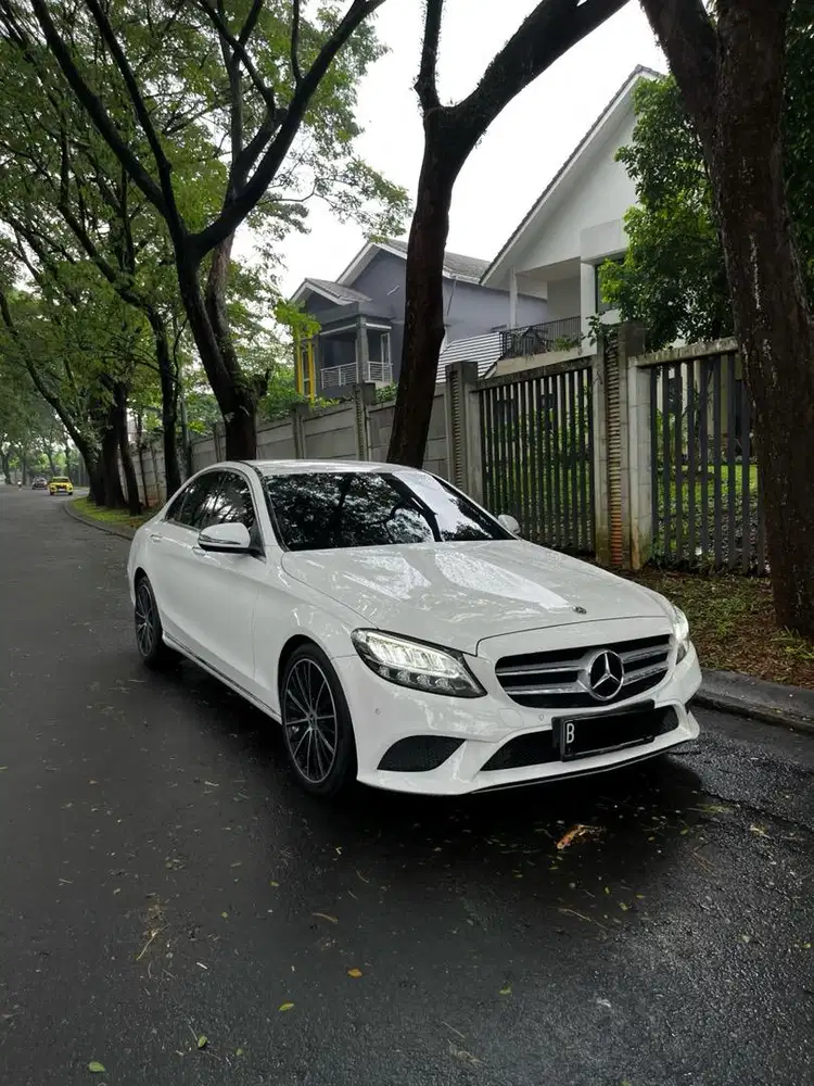 Mercedes Benz W205 C200 EQ Boost